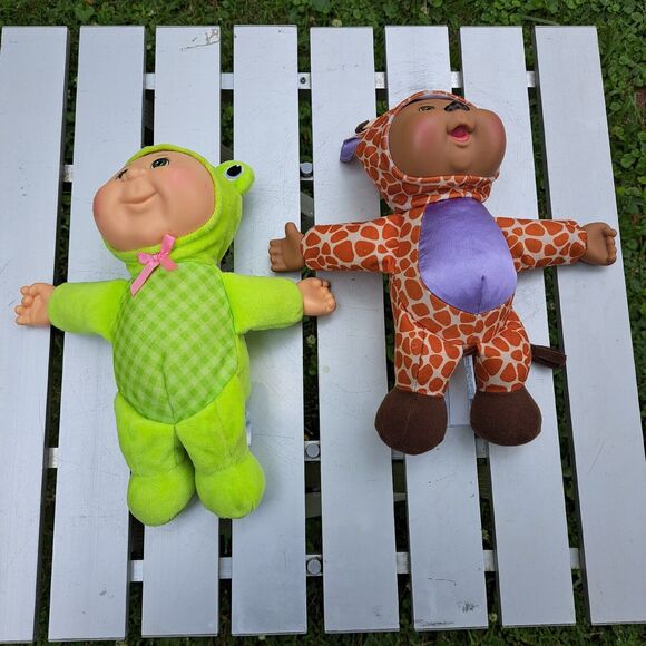 CABBAGE PATCH KIDS ZOO FRIENDS CUTIES 10" DOLLS (2) OPHELIA FROG GARNET GIRAFFE - Picture 1 of 8